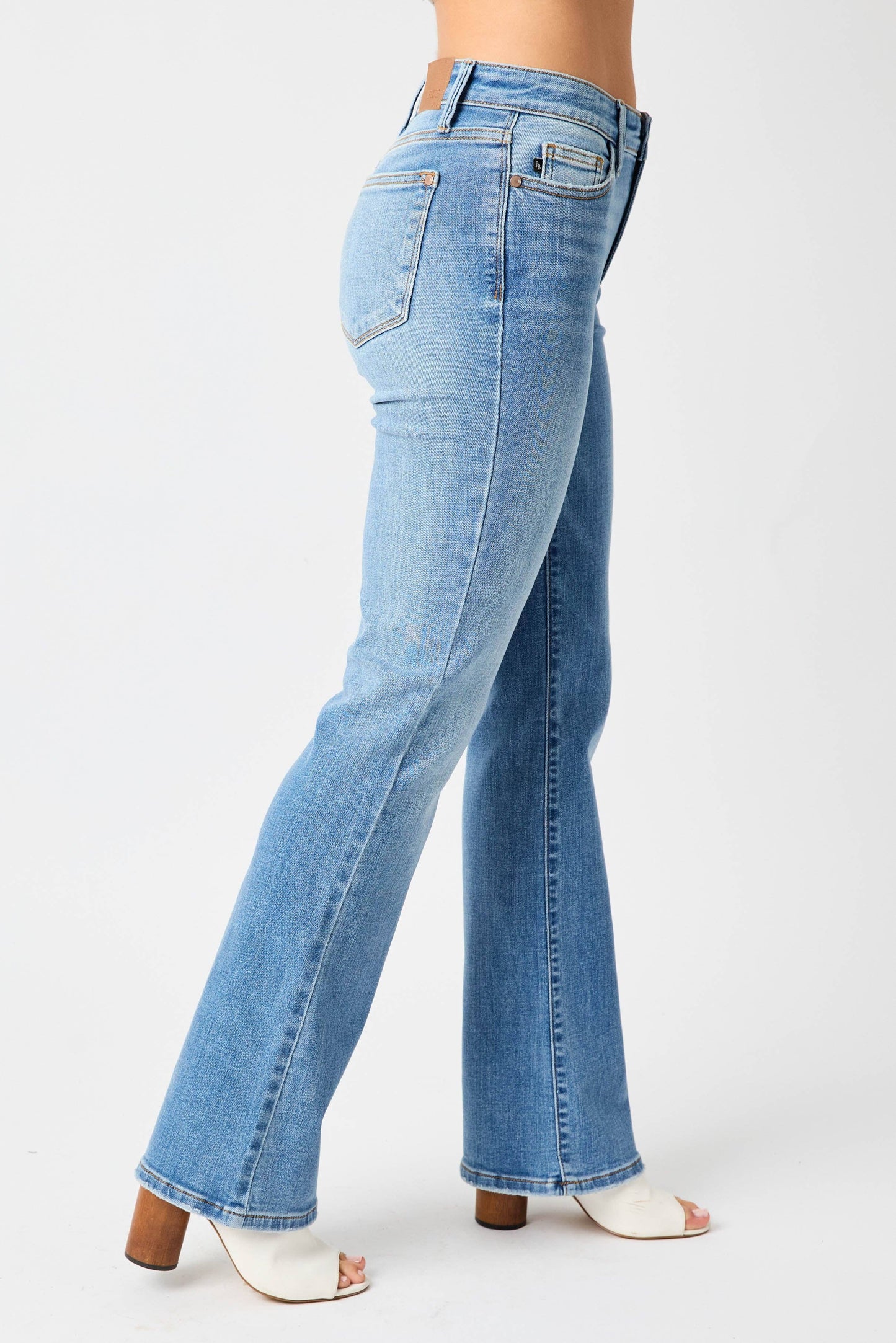 Judy Blue Medium Wash Mid Rise Vintage Bootcut