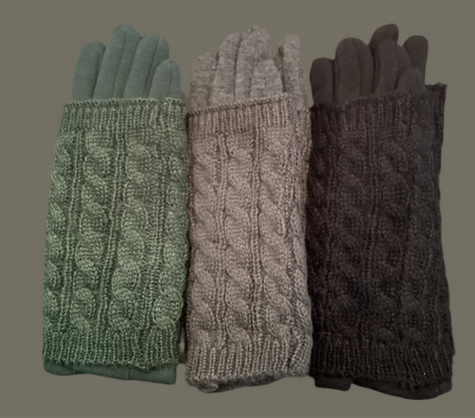 Double knit glove with cable design