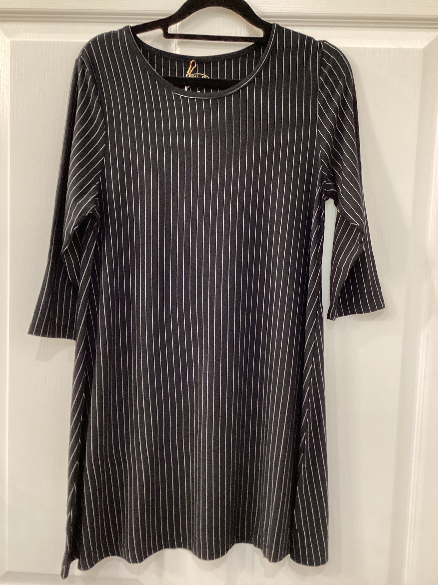 Blue Sky perfect tunic black pin stripe