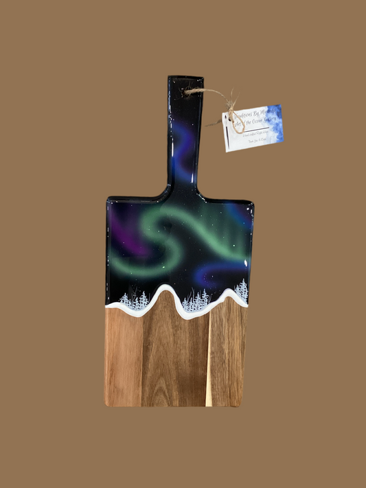 Northern light charcuterie board with handle