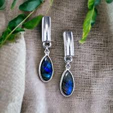 EB Ellie Earrings Blue Chalcedony