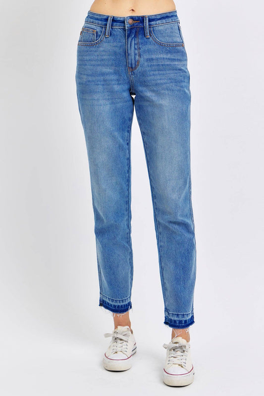 Judy Blue Mid Rise Rigid Magic Release Hem Boyfriend